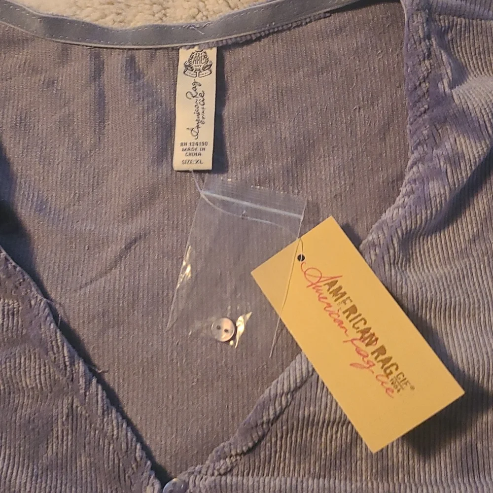 NWT !! Gray blouse - Picture 2 of 4